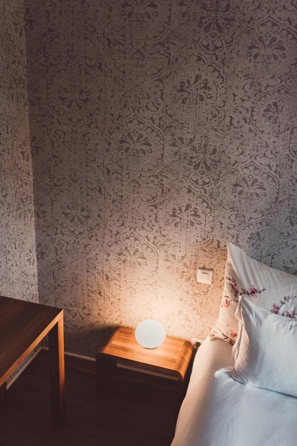 Hotel Villa Emden บริสซาโก ภายนอก รูปภาพ