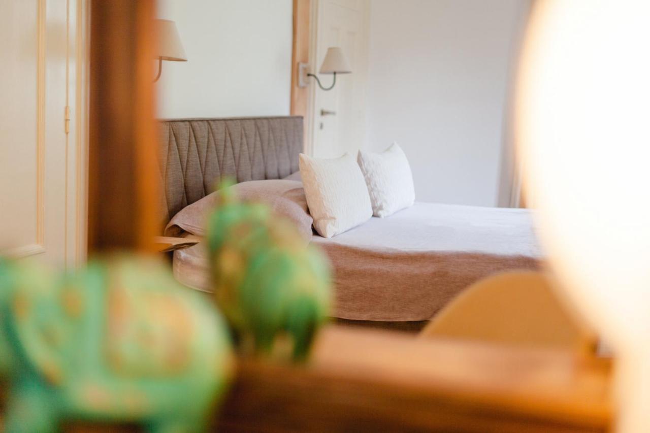 Hotel Villa Emden บริสซาโก ภายนอก รูปภาพ